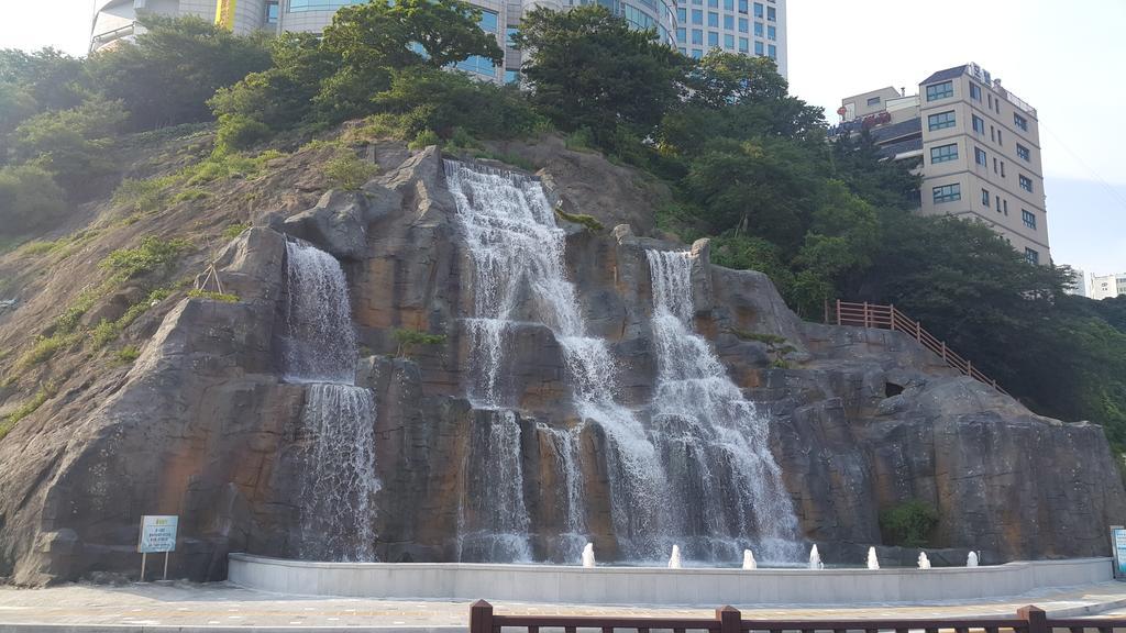 Hotel Queen Busan Exterior foto